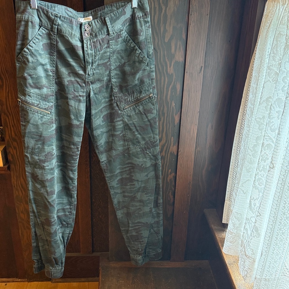 Matty M Green Camouflage Cargo Pants